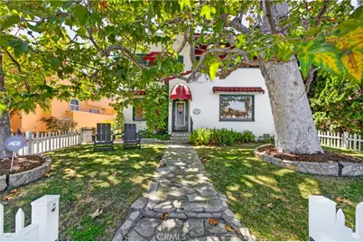 323 Park Avenue, Long Beach, CA 90814 - Photo 1