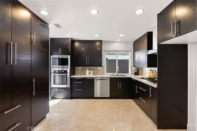 15 Poppyfield, Rancho Santa Margarita, CA 92688 - Photo 8