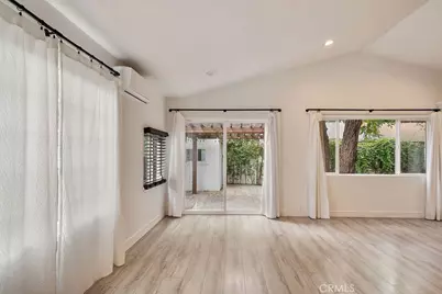 18646 Ingomar, Reseda, CA 91335 - Photo 16