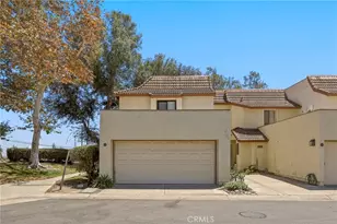 870 Lancaster, Claremont, CA 91711 - Photo 1