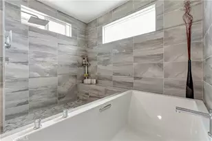 2105 Two Harbors Cir, Costa Mesa, CA 92627 - Photo 44