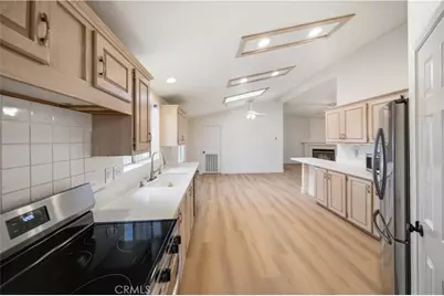 1919 W Coronet #105, Anaheim, CA 92801 - Photo 16