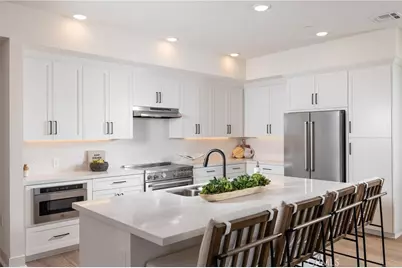 414 Main Street #420, Huntington Beach, CA 92648 - Photo 10