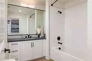 414 Main St, Huntington Beach, CA 92648 - Photo 12