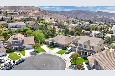 17089 Bluff Vista Court, Riverside, CA 92503 - Photo 40