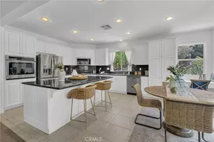 17089 Bluff Vista Ct, Riverside, CA 92503 - Photo 10