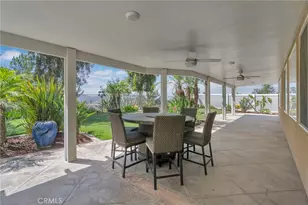 17089 Bluff Vista Ct, Riverside, CA 92503 - Photo 32
