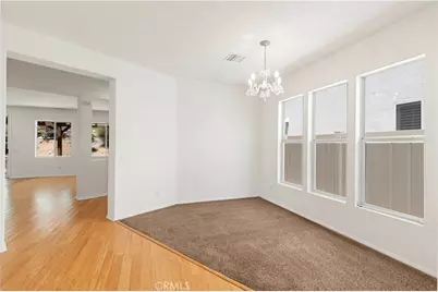 28549 Silverking Trail, Saugus, CA 91390 - Photo 4