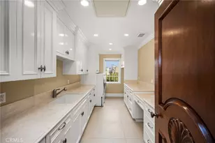 93 Giralda, Long Beach, CA 90803 - Photo 32