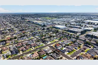 6091 Shelly, Huntington Beach, CA 92647 - Photo 40