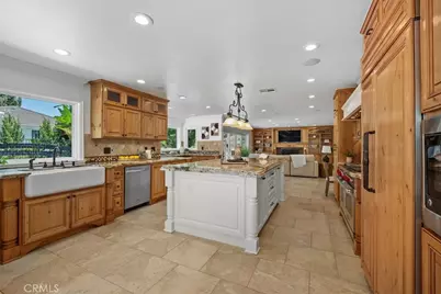 5780 E River Valley Trail, Anaheim, CA 92807 - Photo 14