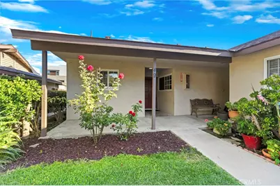 521 S Lyon #49, Santa Ana, CA 92701 - Photo 2