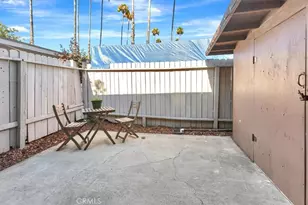 674 W Main St, Tustin, CA 92780 - Photo 16