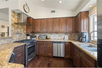 103 Chandon, Laguna Niguel, CA 92677 - Photo 8