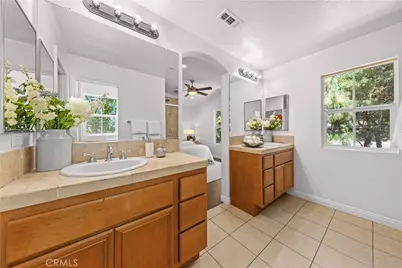 40 Trailing Vine, Irvine, CA 92602 - Photo 24