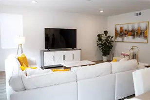 36849 Diego Springs, Murrieta, CA 92563 - Photo 2