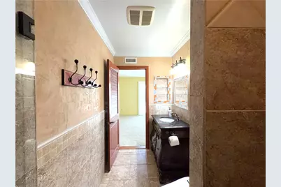 21081 White Horse Ln, Huntington Beach, CA 92646 - Photo 28