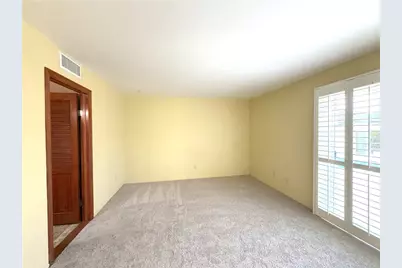 21081 White Horse Ln, Huntington Beach, CA 92646 - Photo 22