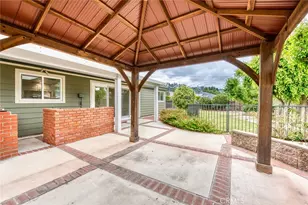 1192 Foothill Blvd, Santa Ana, CA 92705 - Photo 24