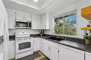 15 Via Hermosa, Rancho Santa Margarita, CA 92688 - Photo 2