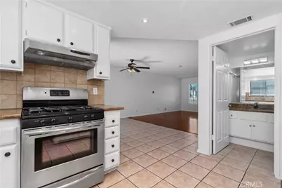 3876 Howard Avenue #7, Los Alamitos, CA 90720 - Photo 22