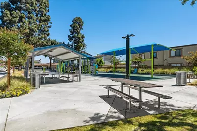 3876 Howard Avenue #7, Los Alamitos, CA 90720 - Photo 42