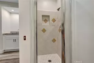 402 E Glendale Dr, Orange, CA 92865 - Photo 60