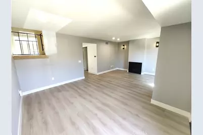 10125 De Soto, Chatsworth, CA 91311 - Photo 2
