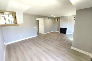 10125 De Soto, Chatsworth, CA 91311 - Photo 2