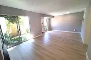 10125 De Soto, Chatsworth, CA 91311 - Photo 4