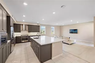 111 Bowery, Irvine, CA 92612 - Photo 6