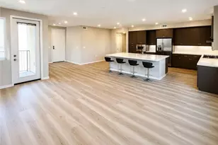 111 Bowery, Irvine, CA 92612 - Photo 2