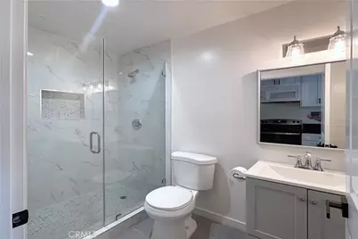 1558 N Kenmore, Los Angeles, CA 90027 - Photo 36