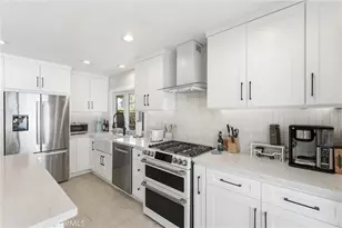 17982 Dellglen Cir, Huntington Beach, CA 92647 - Photo 10