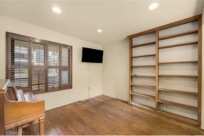 65 Claret, Irvine, CA 92614 - Photo 8