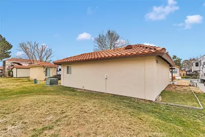 11615 Wedgewood Drive, Apple Valley, CA 92308 - Photo 28