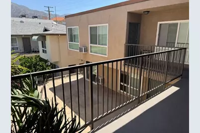 528 E Verdugo, Burbank, CA 91501 - Photo 2