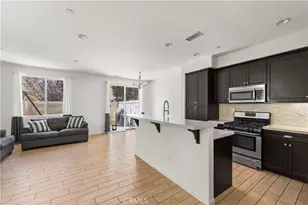 7611 N Honor, Van Nuys, CA 91405 - Photo 2