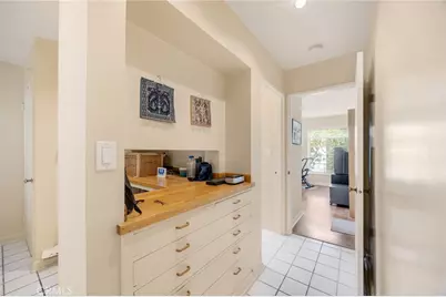 366 El Encanto Dr, Pasadena, CA 91107 - Photo 8