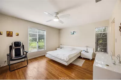 366 El Encanto Dr, Pasadena, CA 91107 - Photo 10