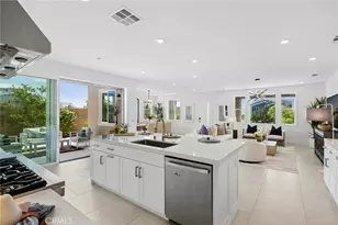 306 Treble, Irvine, CA 92618 - Photo 8