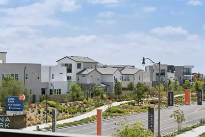 306 Treble, Irvine, CA 92618 - Photo 36