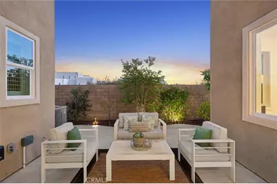 306 Treble, Irvine, CA 92618 - Photo 10