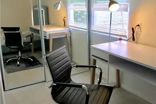 2302 Oak St, Santa Monica, CA 90405 - Photo 10