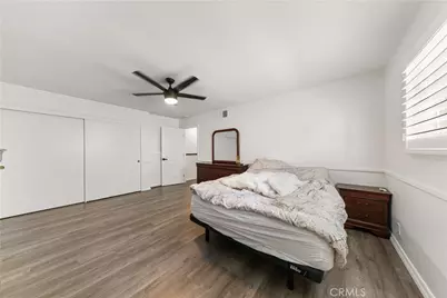 13791 Solitaire, Irvine, CA 92620 - Photo 40