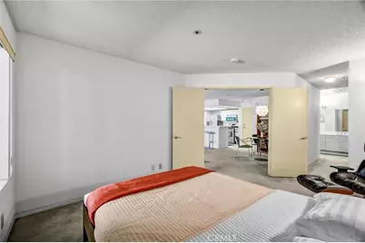 35 Linden Ave Unit 304, Long Beach, CA 90802 - Photo 12