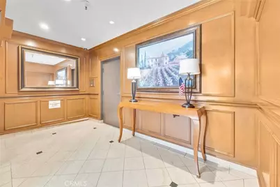 35 Linden Ave Unit 304, Long Beach, CA 90802 - Photo 4