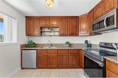 23282 Orange Avenue #6, Lake Forest, CA 92630 - Photo 2