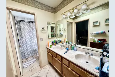 1070 Walnut Grove, Rosemead, CA 91770 - Photo 18