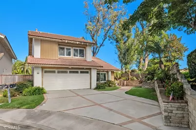 27 Campanero, Irvine, CA 92620 - Photo 2